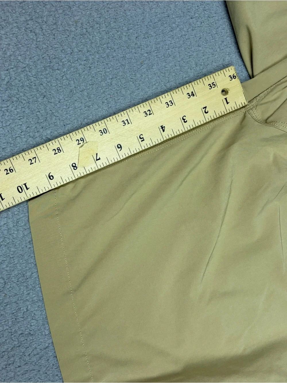 Mountain Khakis Hiking Shorts Men's 31 Light Beige Flat-Front Stretch 10” Inseam